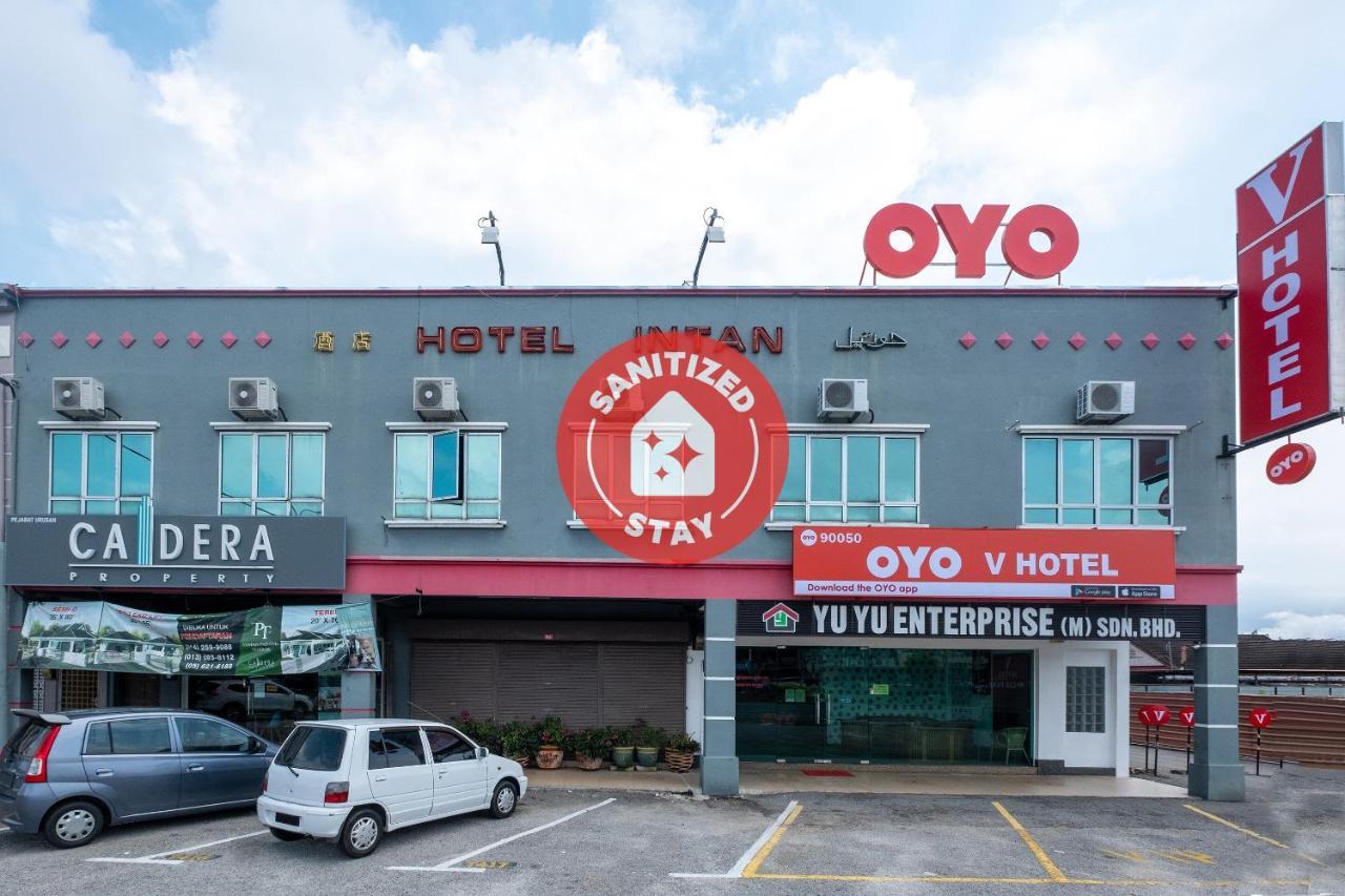 Oyo 90050 V Hotel Teluk Intan Eksteriør bilde