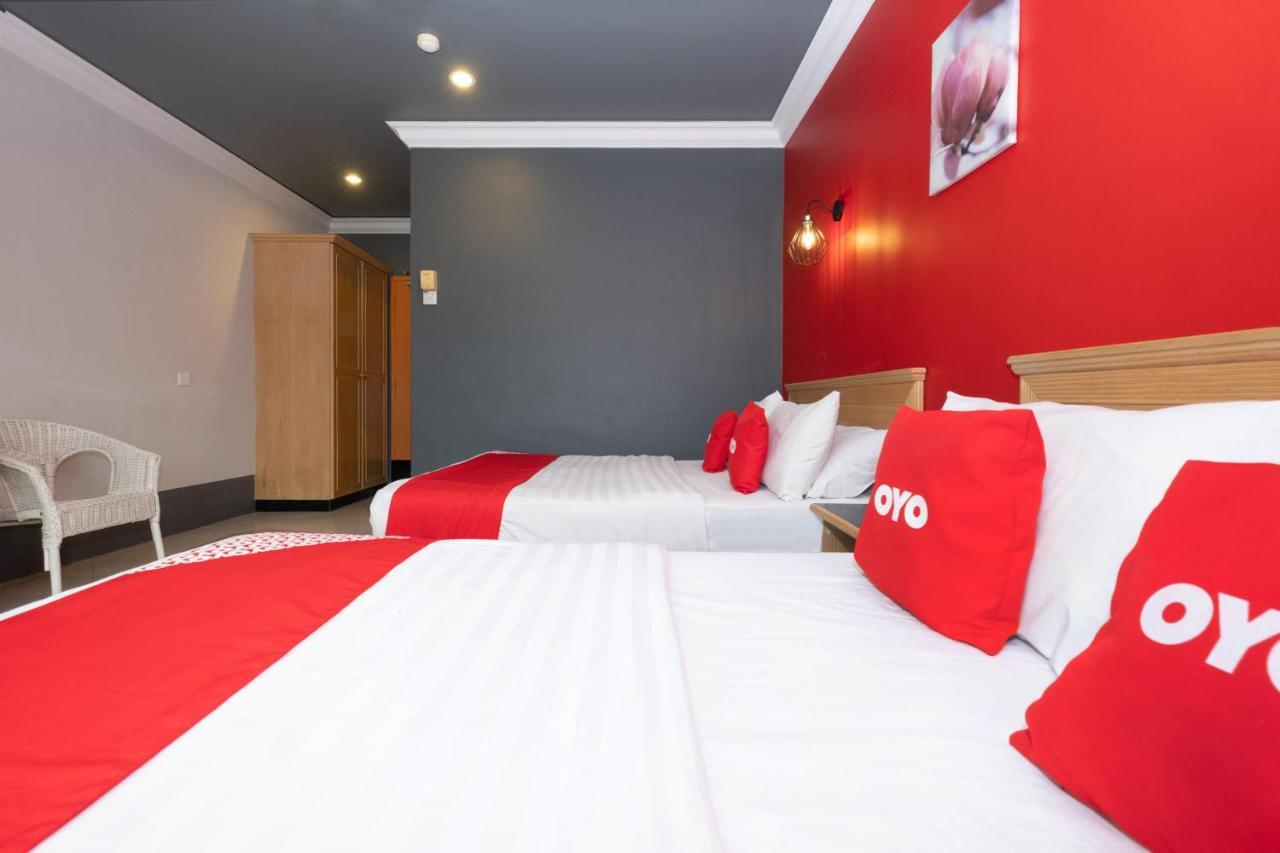Oyo 90050 V Hotel Teluk Intan Eksteriør bilde